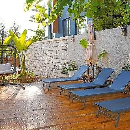 Kekik Catina Hotel Alaçatı
