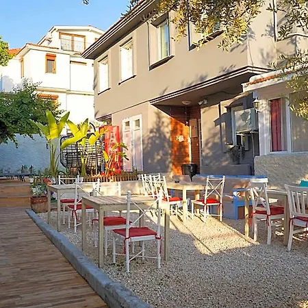 Kekik Catina Hotel