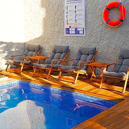 Kekik Catina Hotel Alaçatı