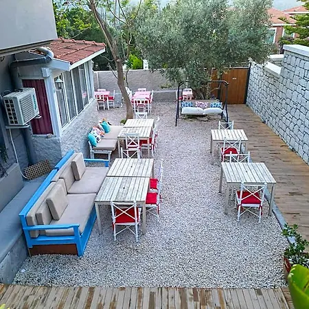 Kekik Catina Hotel Alaçatı