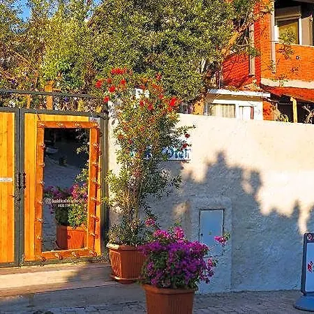 Kekik Catina Hotel