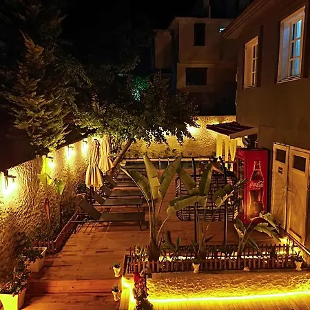 Kekik Catina Alaçatı