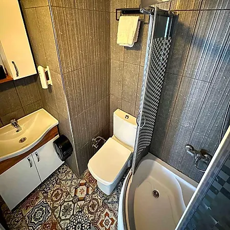 Kekik Catina Otel