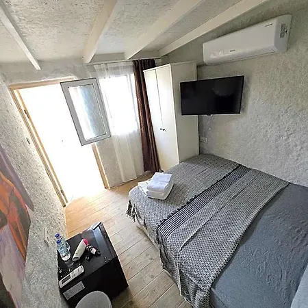 Otel Kekik Catina Alaçatı